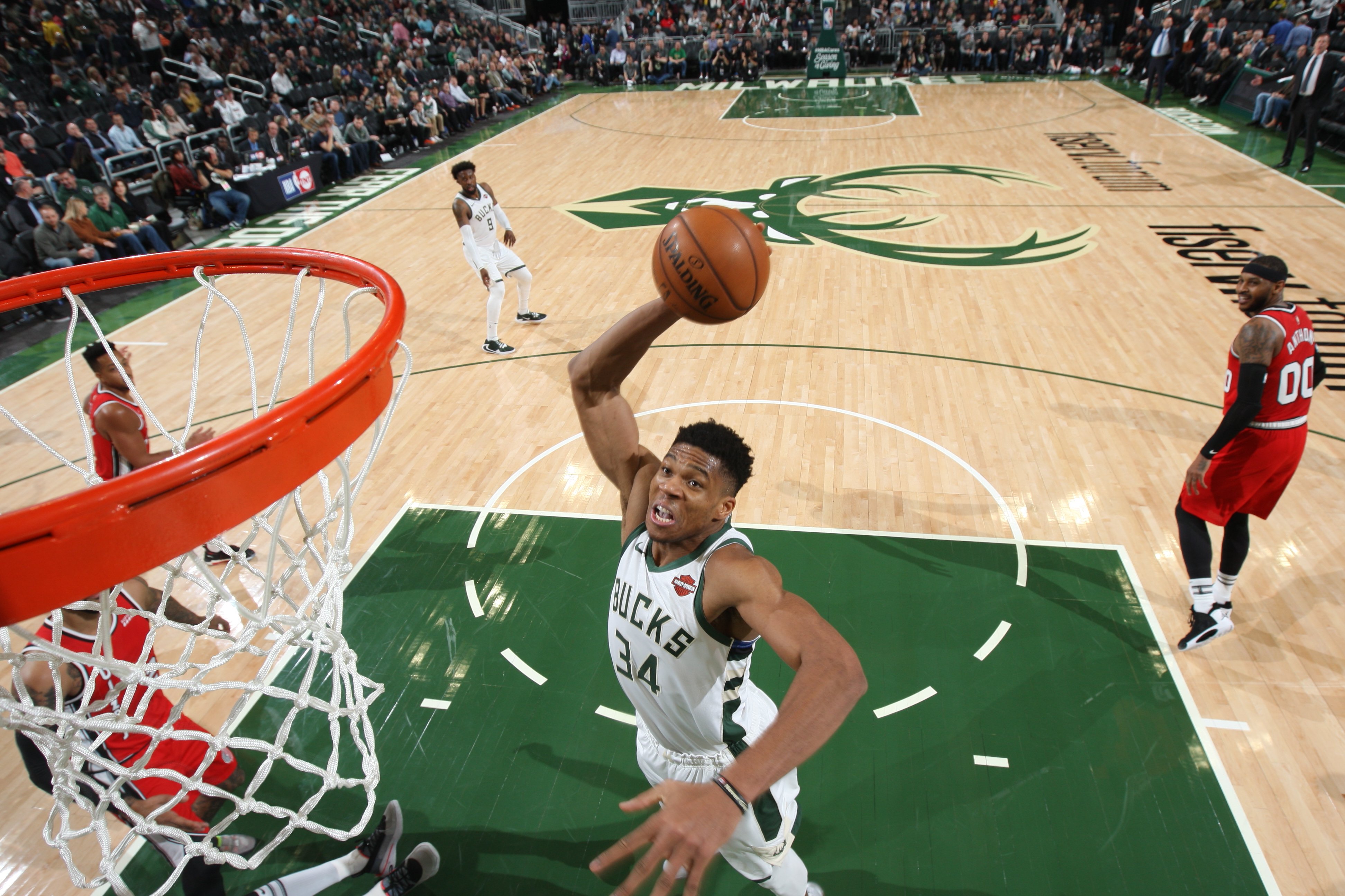 爱游戏体育-包含字母哥在公牛比赛中高光表现,势不可挡引发热议!的词条