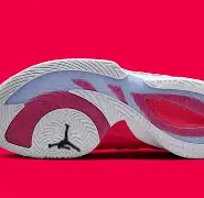 AYX-包含东契奇回归赛场，势不可挡首场状态亮眼，巴塞罗那观众沸腾！的词条