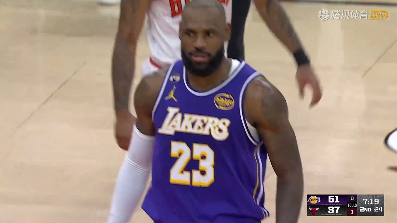 AYX-关于詹姆斯在公牛比赛中突破纪录,回归赛场引发热议!的信息