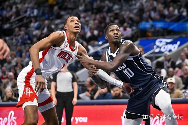 爱游戏- 莱万多夫斯基双标