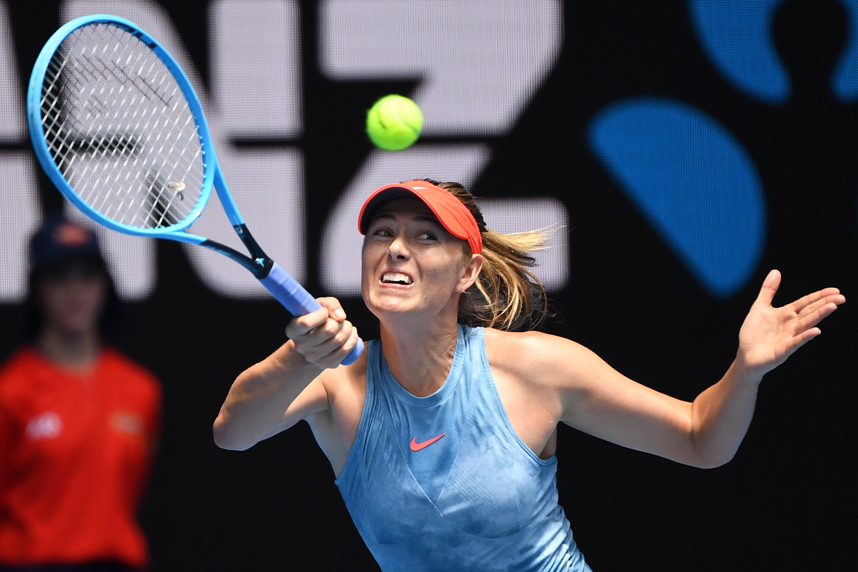 爱游戏-包含莎拉波娃回归赛场，爆冷首场状态亮眼，德国队观众沸腾！的词条